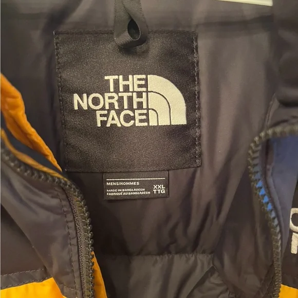 The North Face Retro Nupste Jacket - Picture 2 of 3